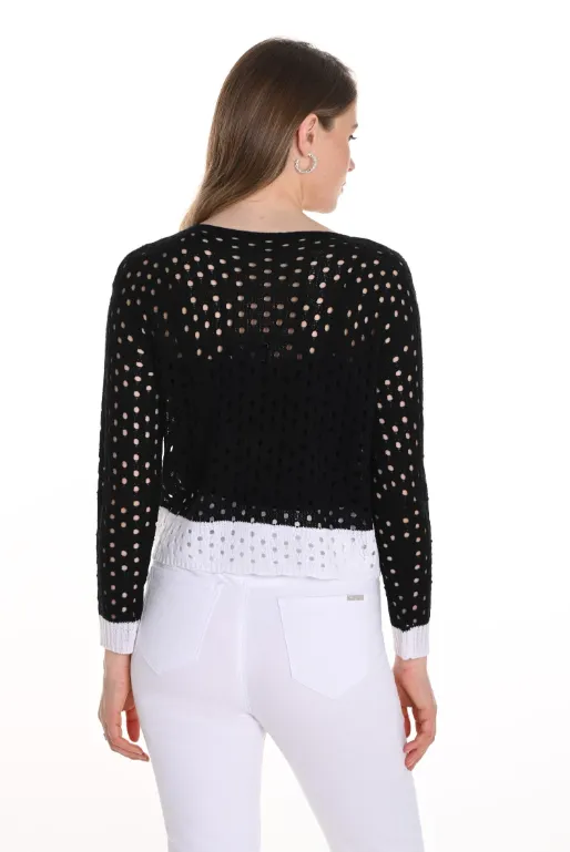 256745U - Open Knit Sweater w/ Flowers