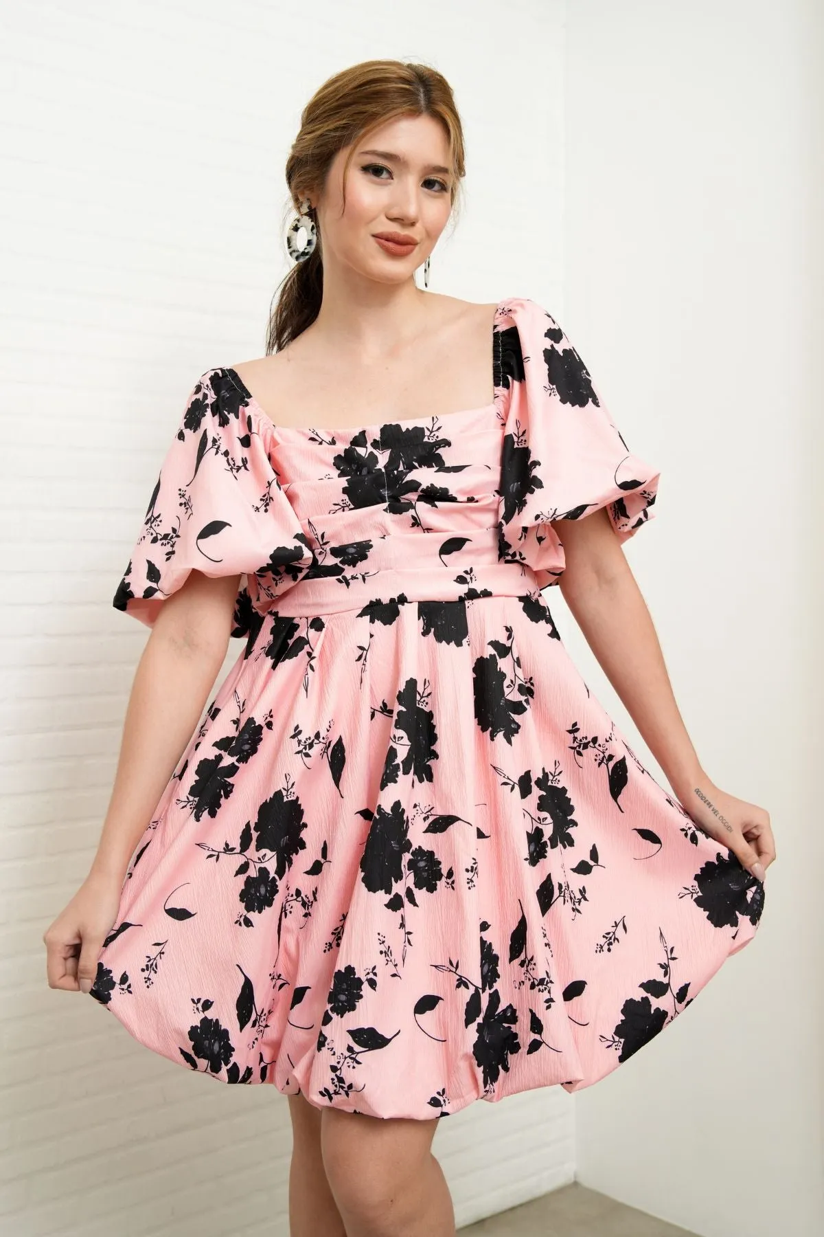 ANYA Pleated Puff-Sleeve Floral Dress (Pink)