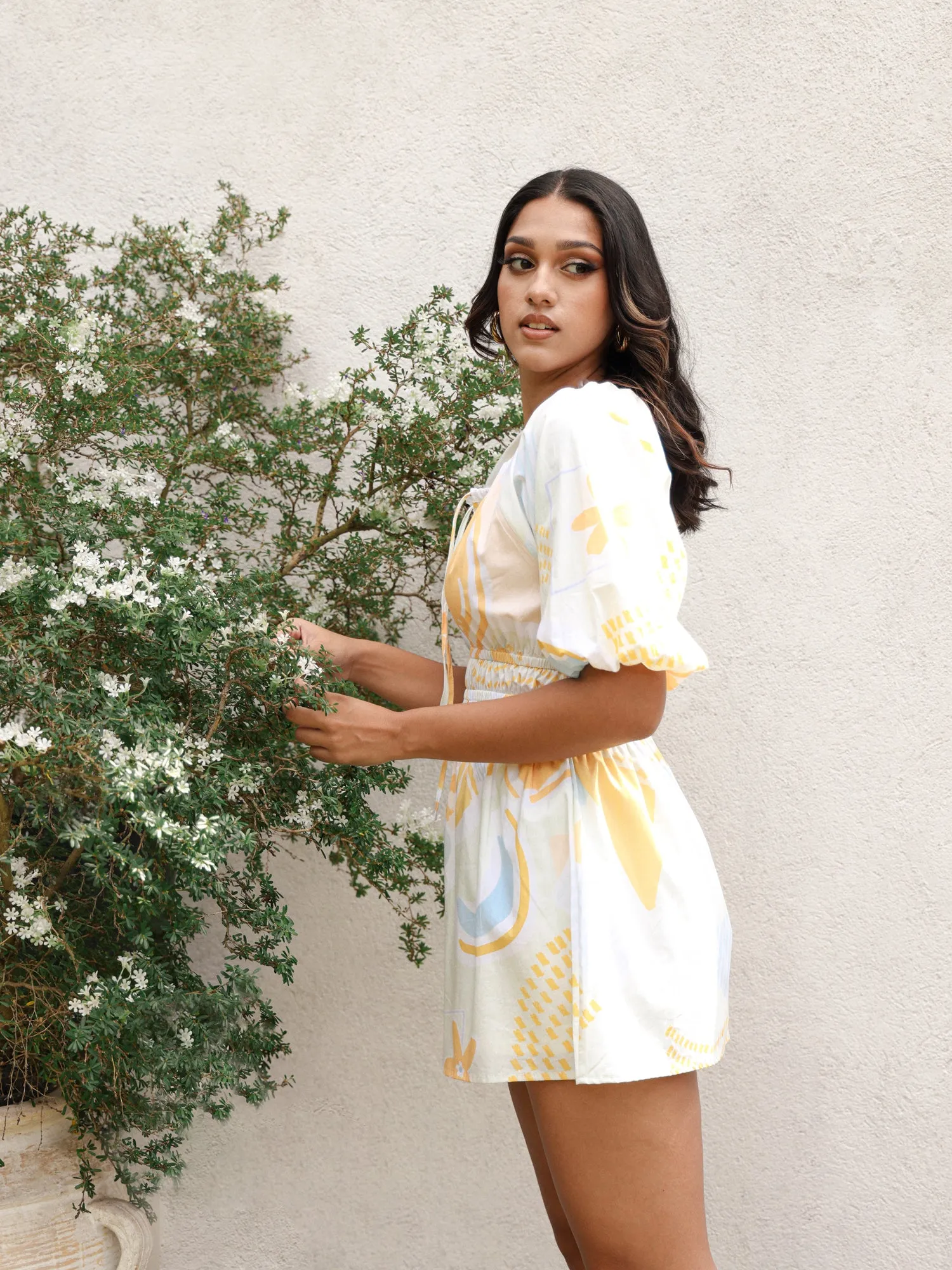 Ballon Sleeved Front Tieup Mini Dress