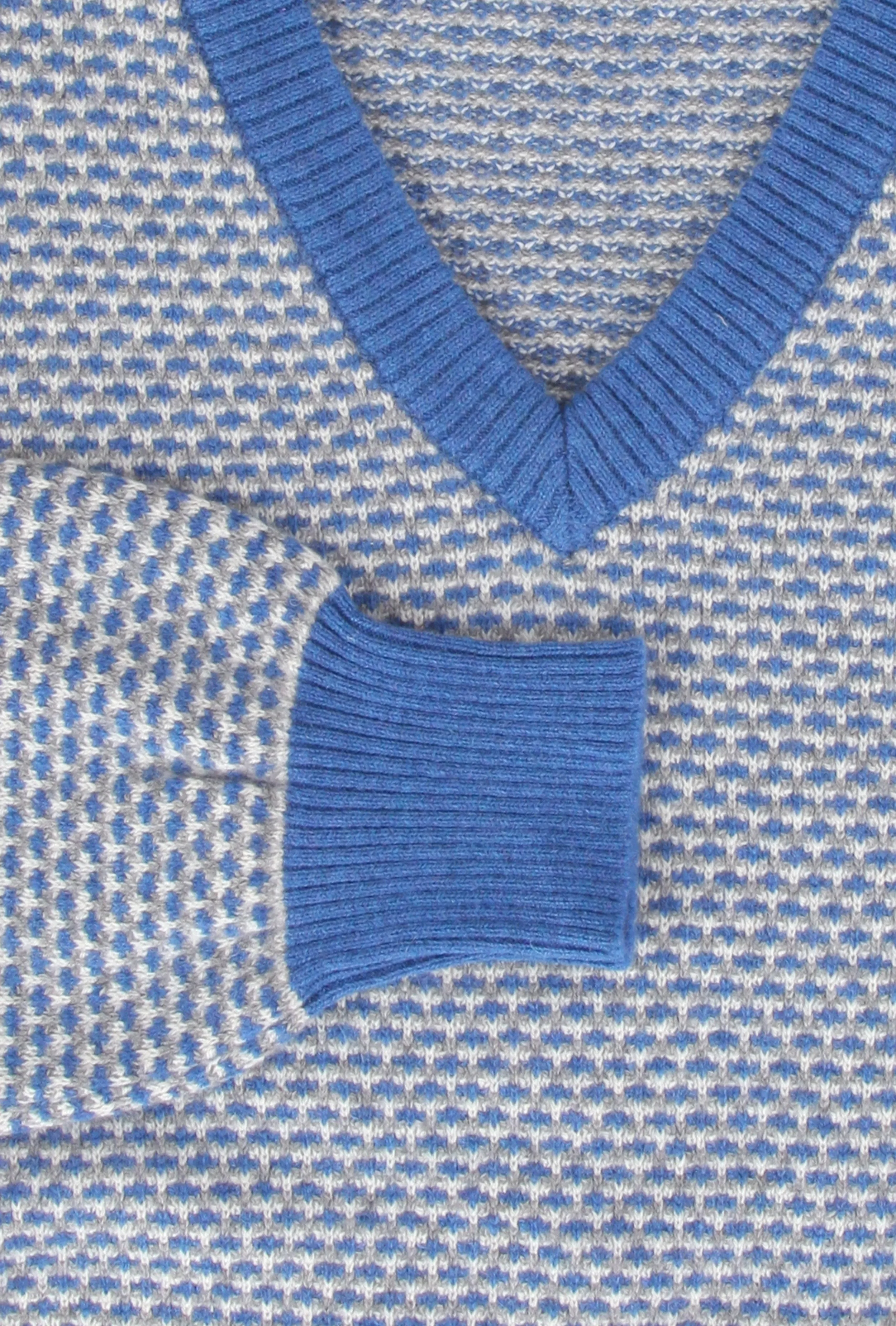 Cesare Attolini Blue V-Neck Sweater
