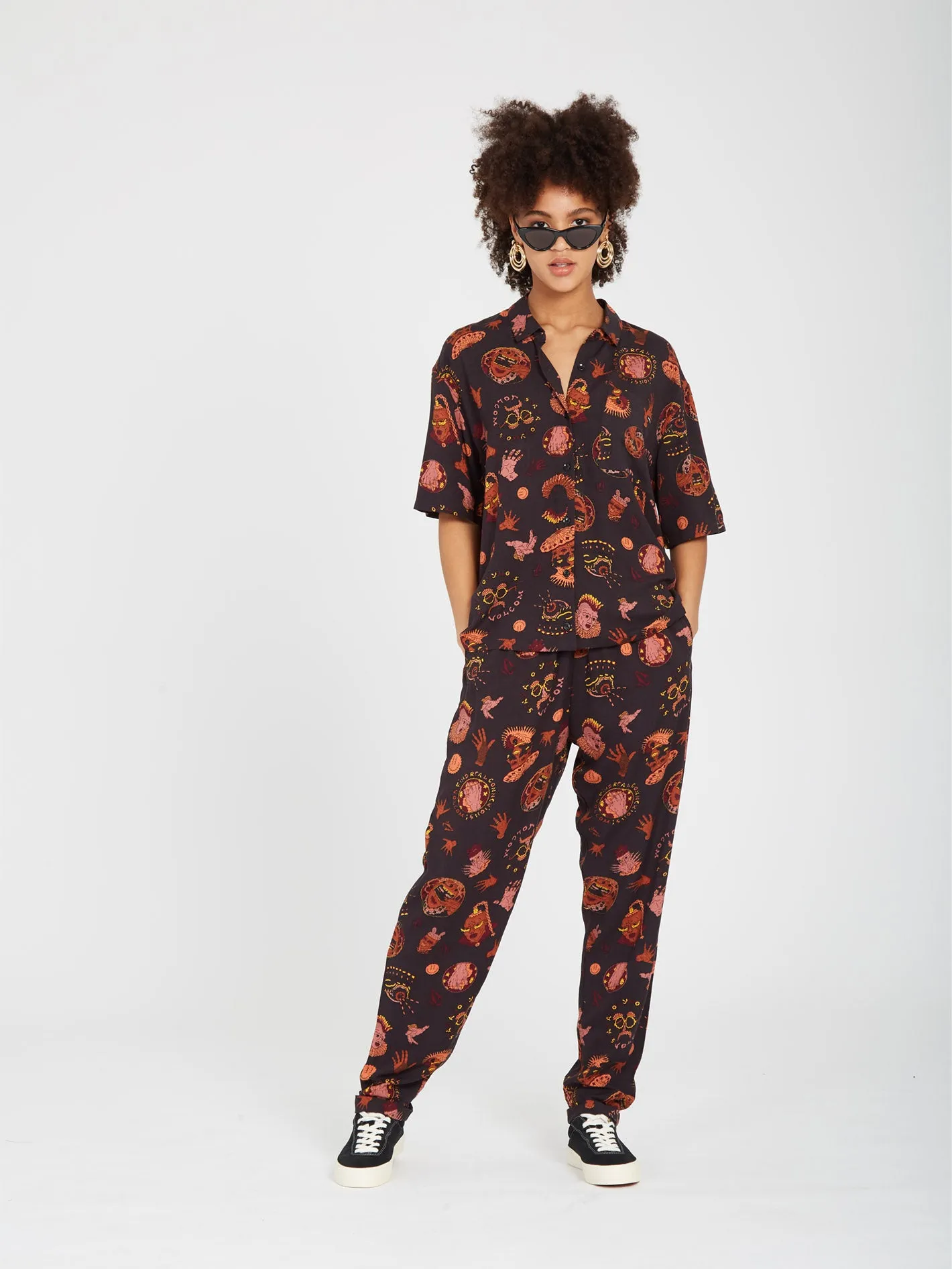 Connected Minds Surf Trousers - BLACK