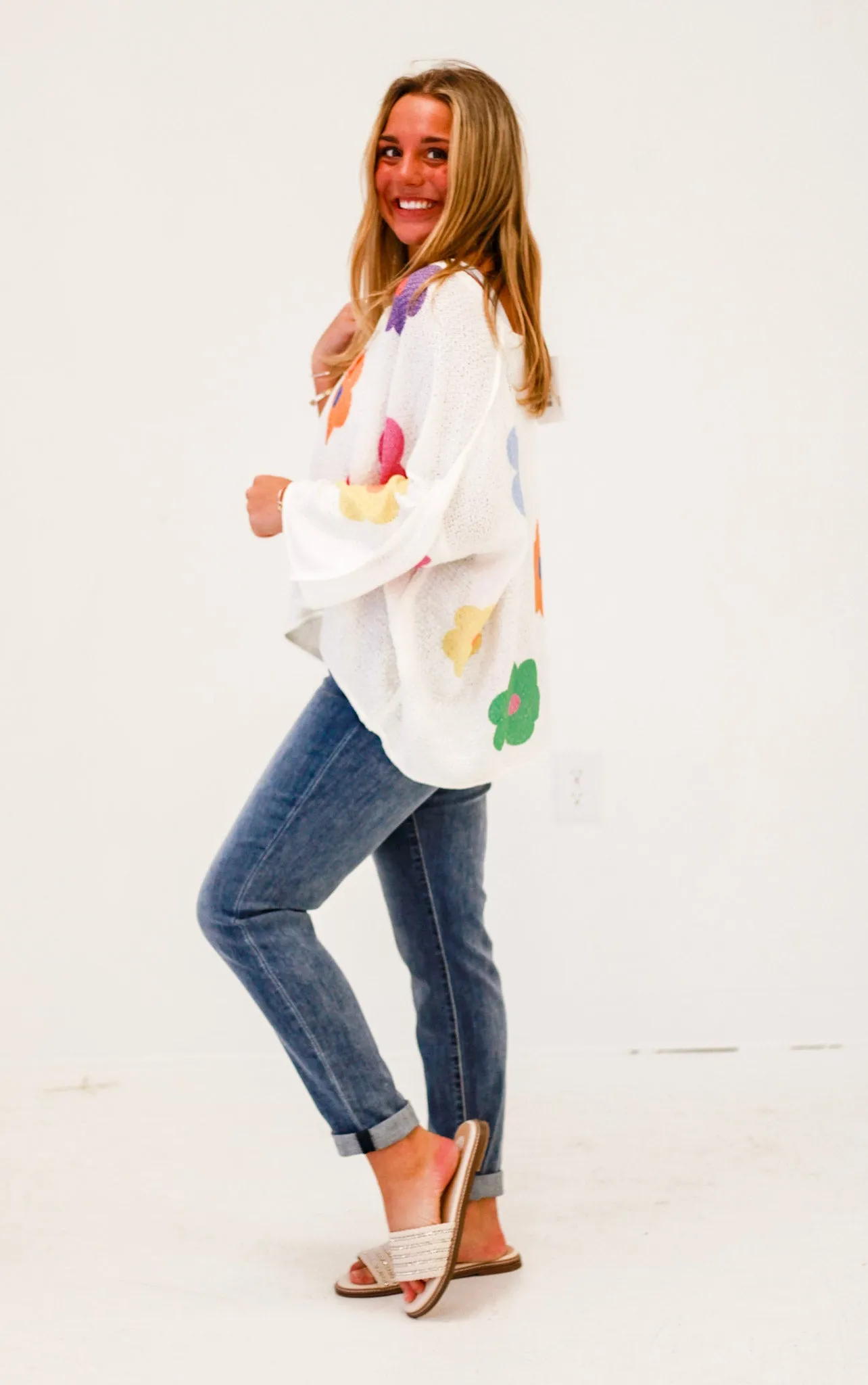 Floral Vibe Ribbed V-Neck Sweater in Ivory