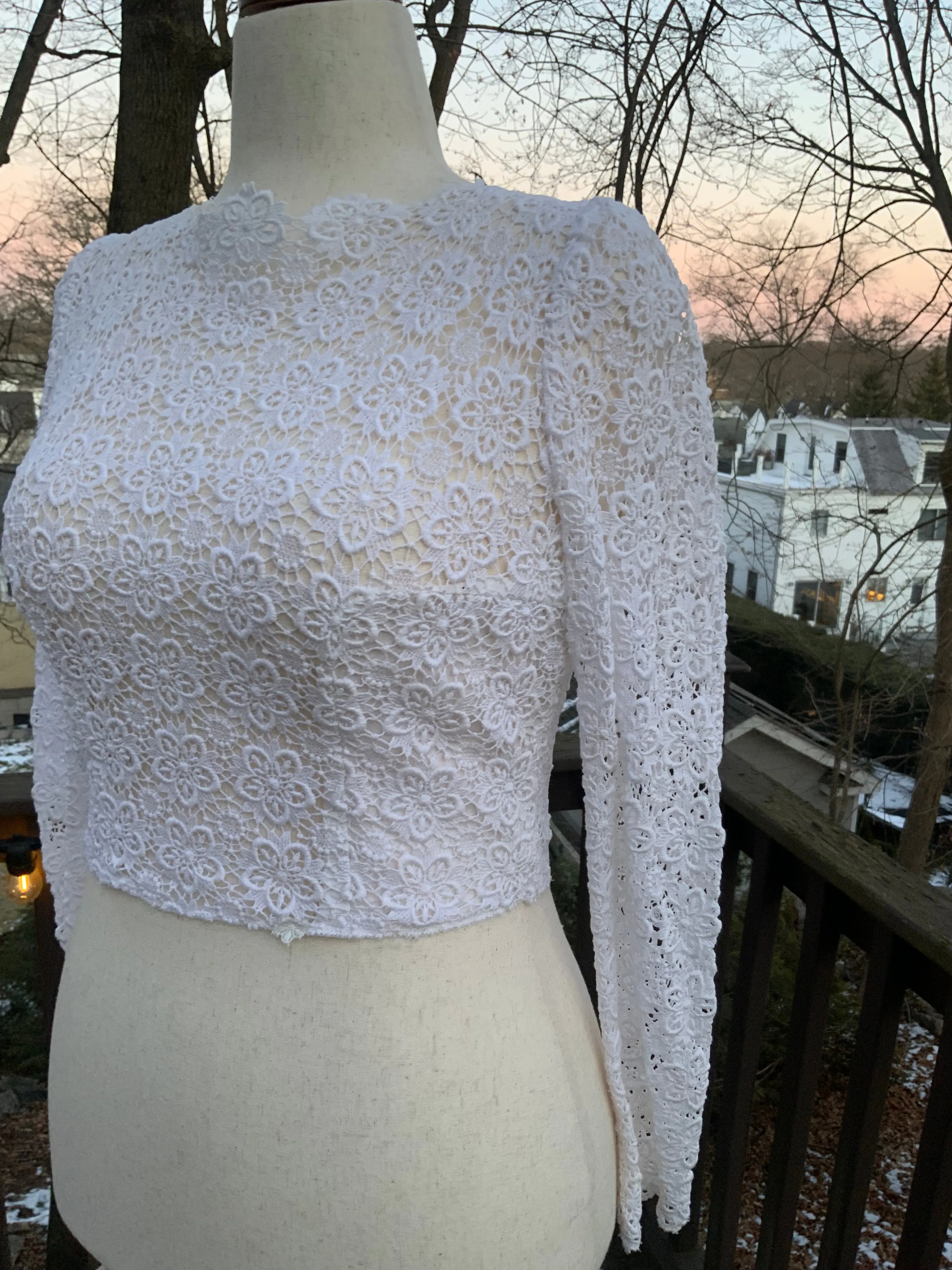 Heavy Guipure Lace Top - 60s - 60C