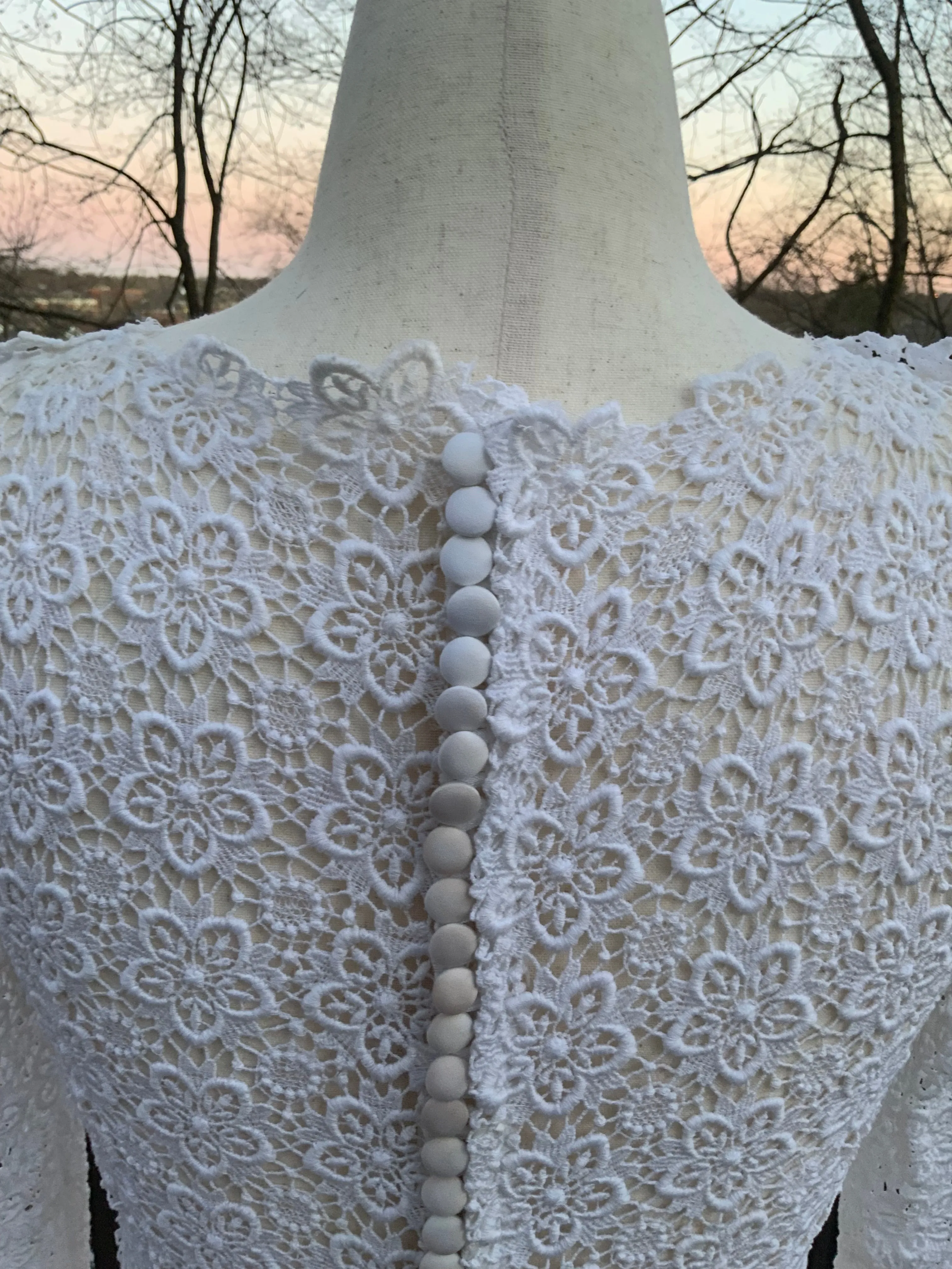 Heavy Guipure Lace Top - 60s - 60C