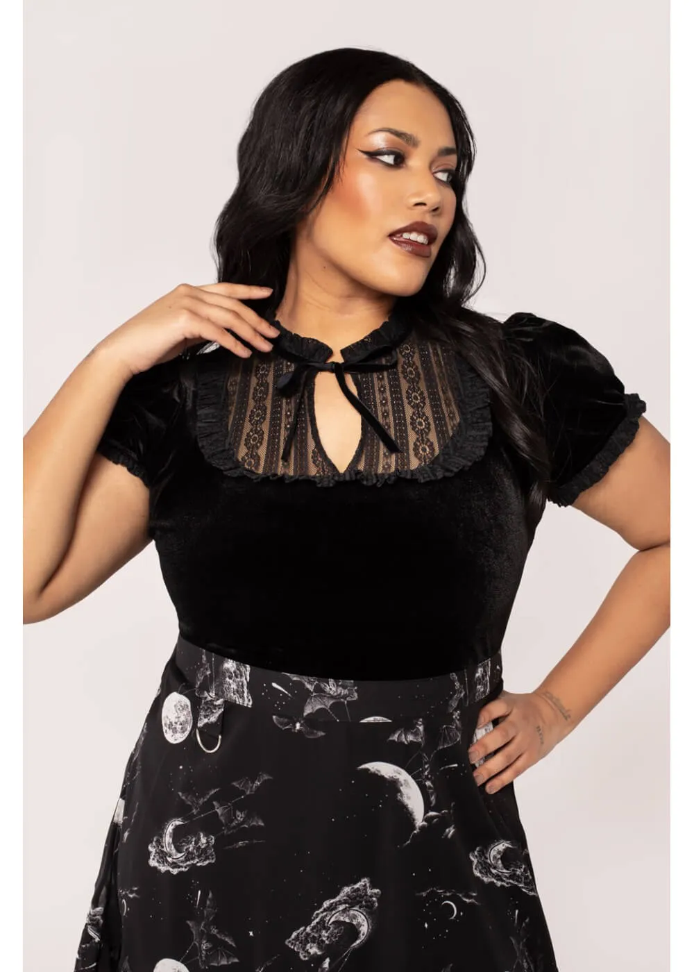 Hell Bunny Mourning Velvet 60's Top Black