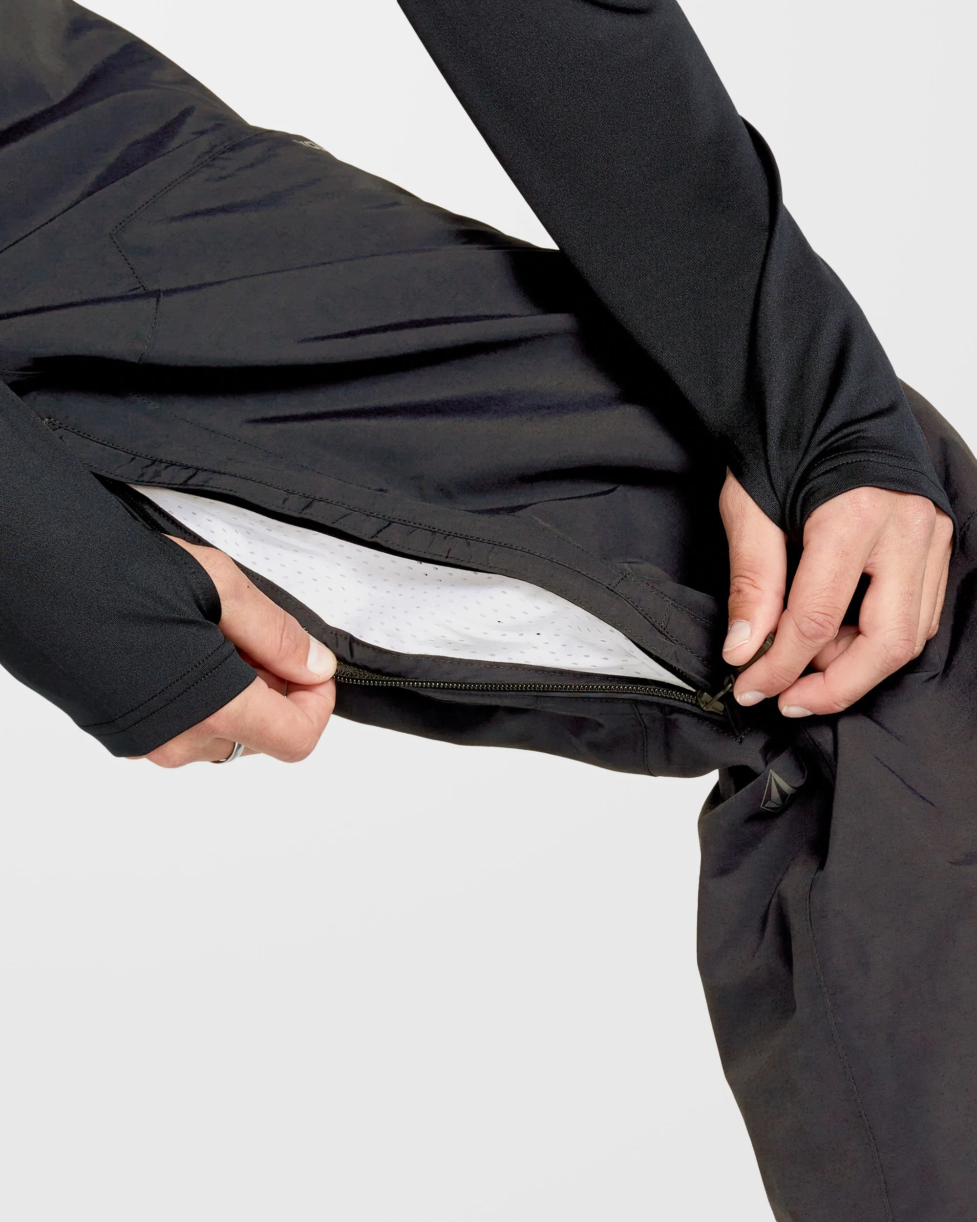 L Gore-Tex Trousers - Black