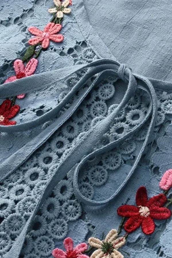 Lace Hem Half Sleeve Blouse