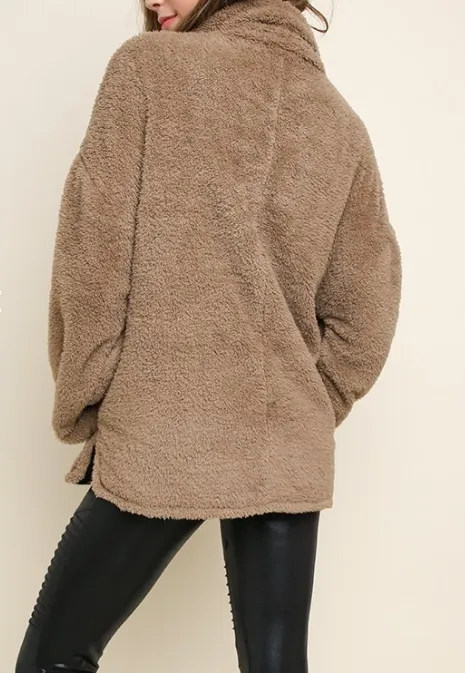 Latte Pullover