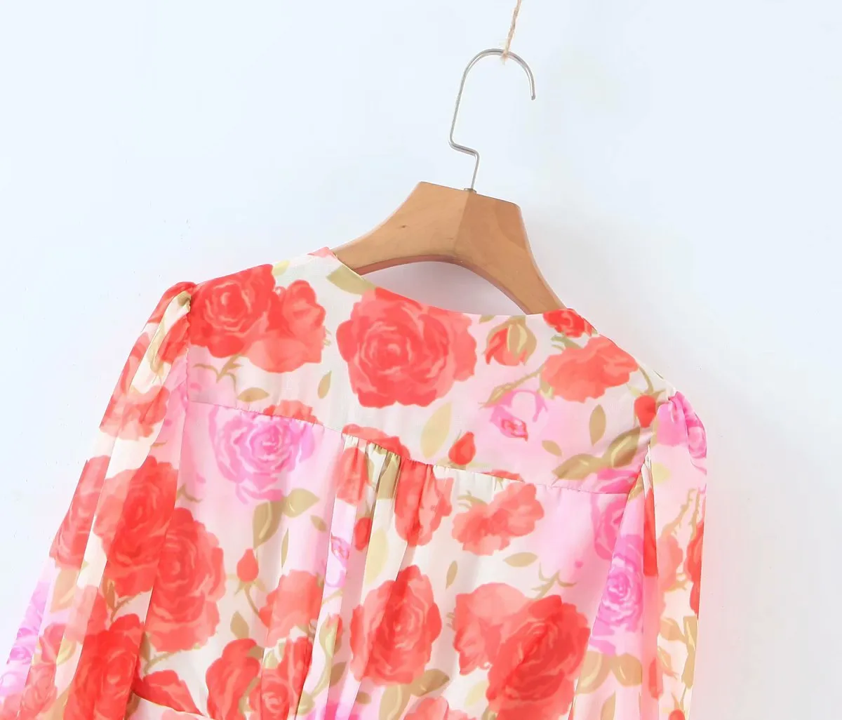 Party V-neck Pleated Ruffled Floral Bodycon Mini Dresses