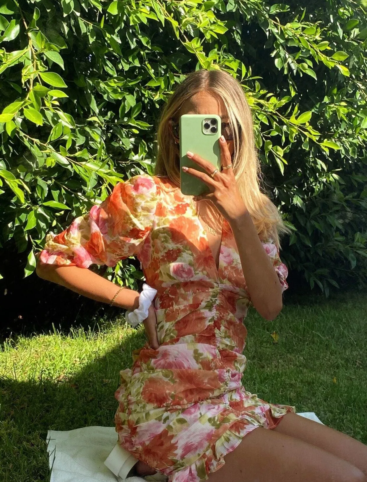Party V-neck Pleated Ruffled Floral Bodycon Mini Dresses