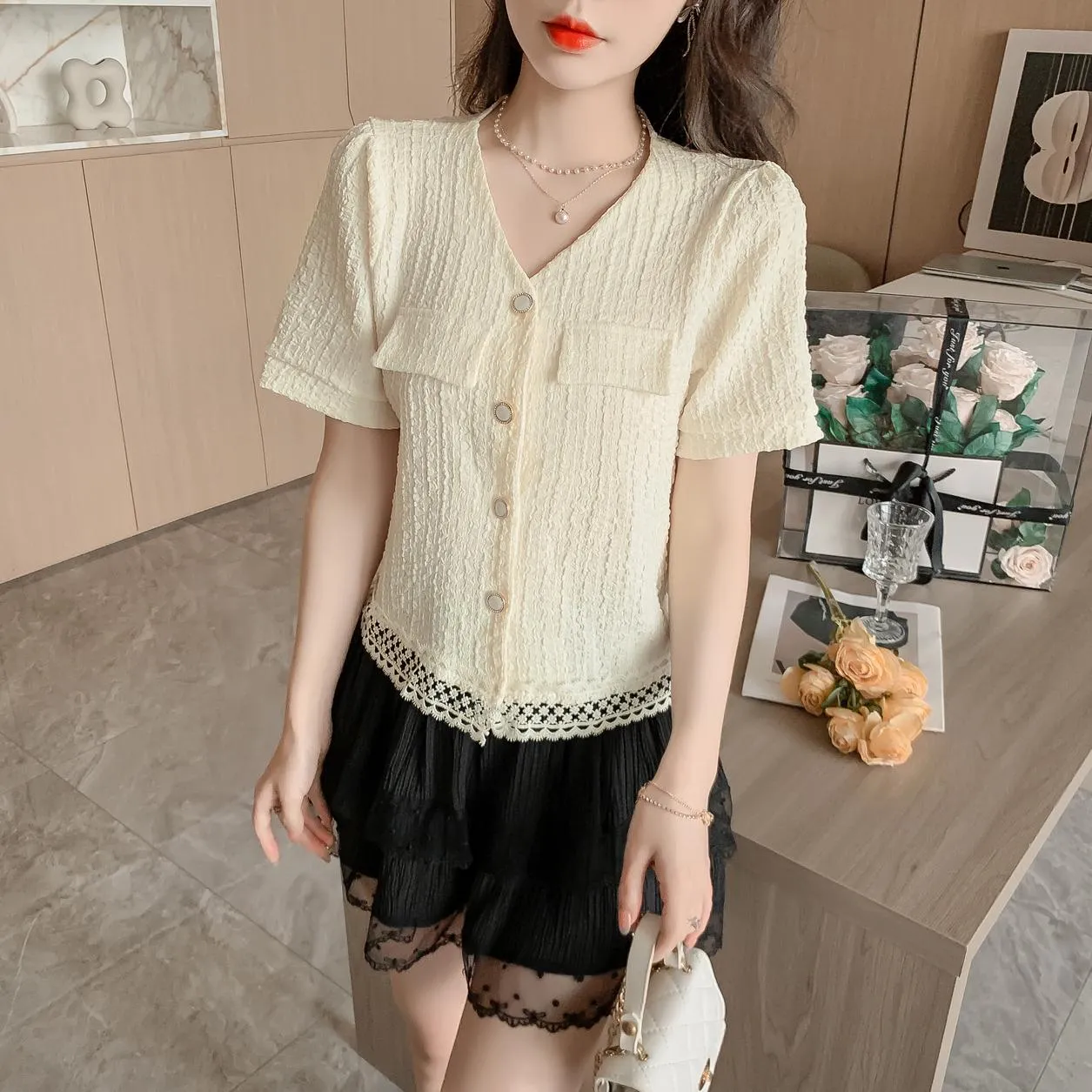 Relaxed-fit Women's Blouse Featuring Flap Pocket and Lace Trim