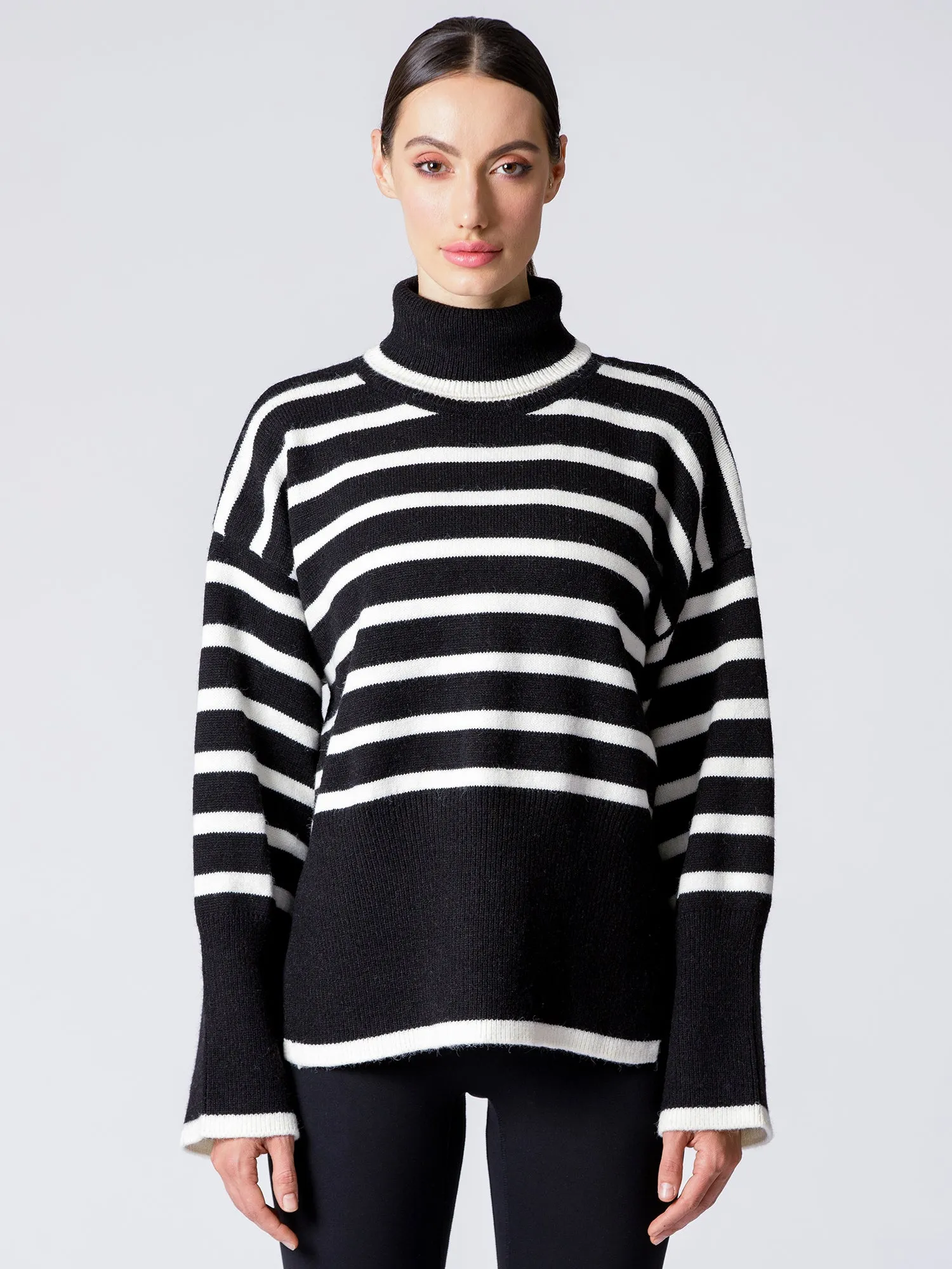 RELAXED STRIPED TURTLENECK SWEATER, BLACK/WHITE
