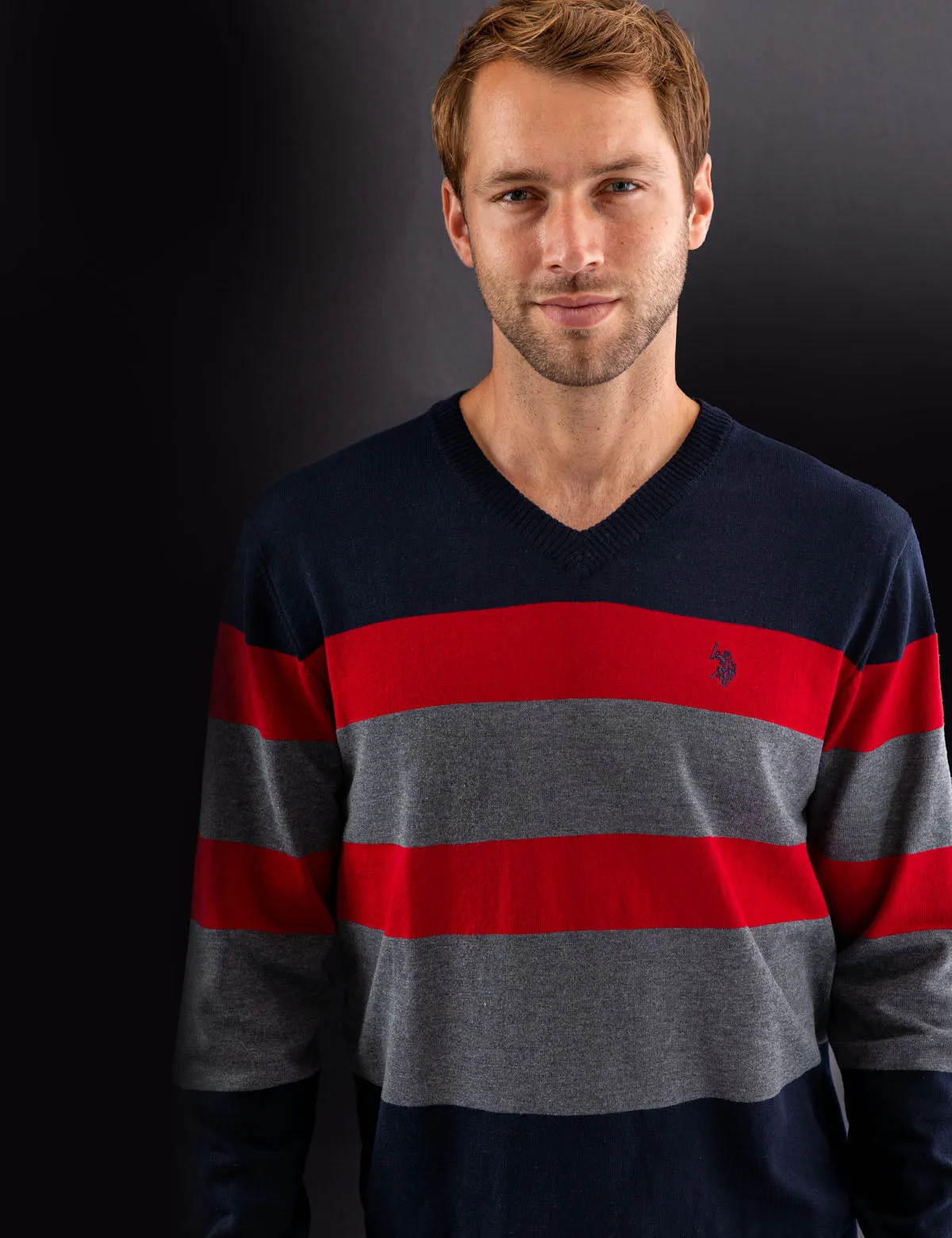 STRIPED V-NECK SWEATER