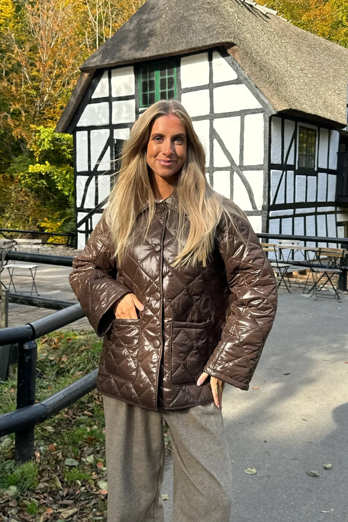 UmaIC Quilted Jakke - Brun