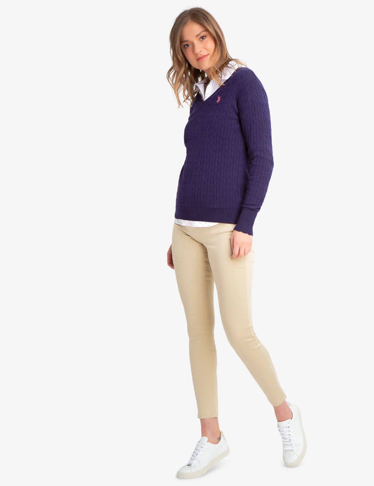 V-NECK CABLE KNIT SWEATER