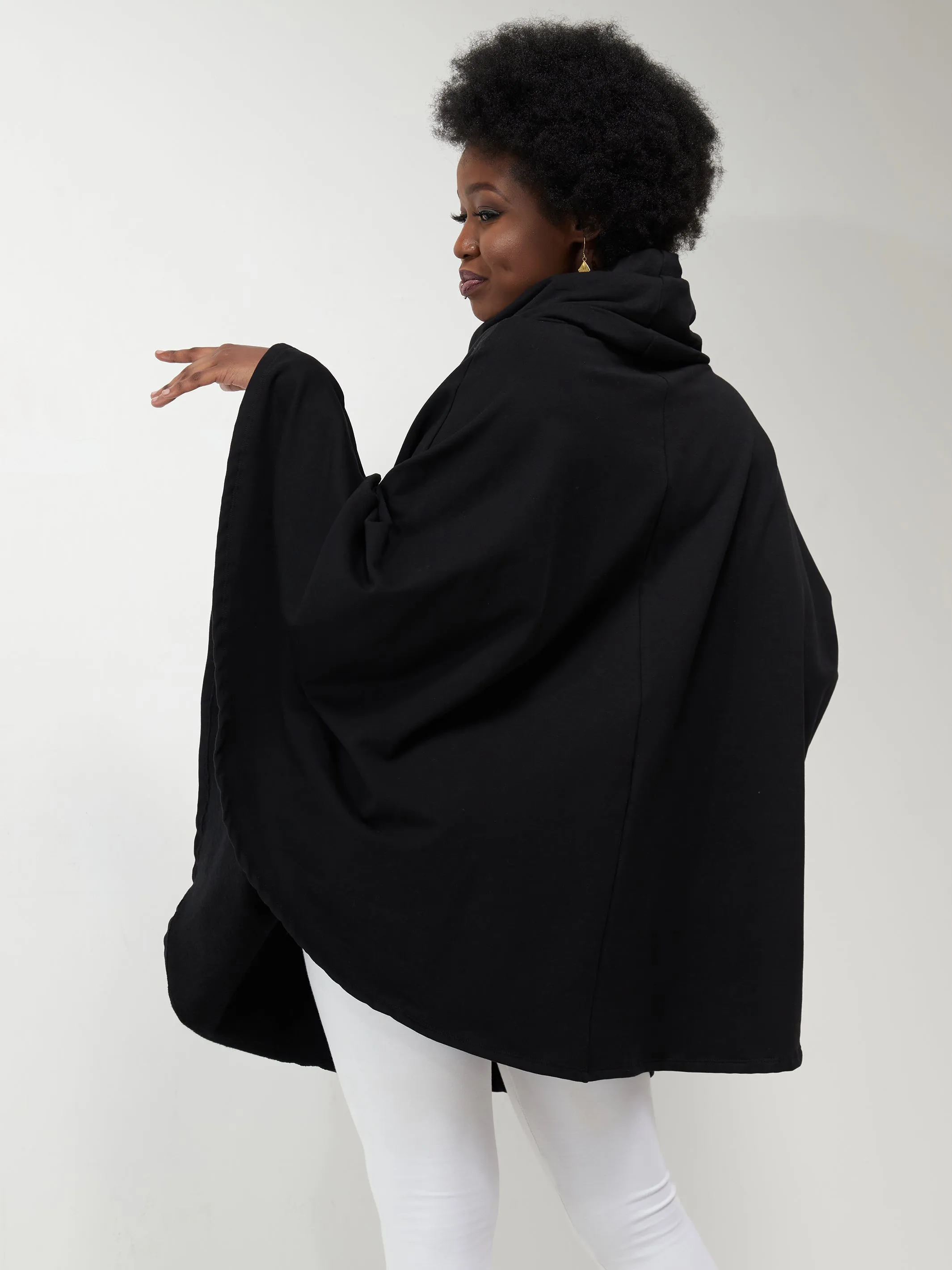 Vivo Fanah Turtleneck Poncho - Black