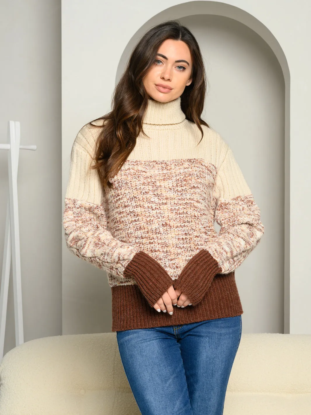 WOMEN'S COLORBLOCK TURTLE NECK SWEATER