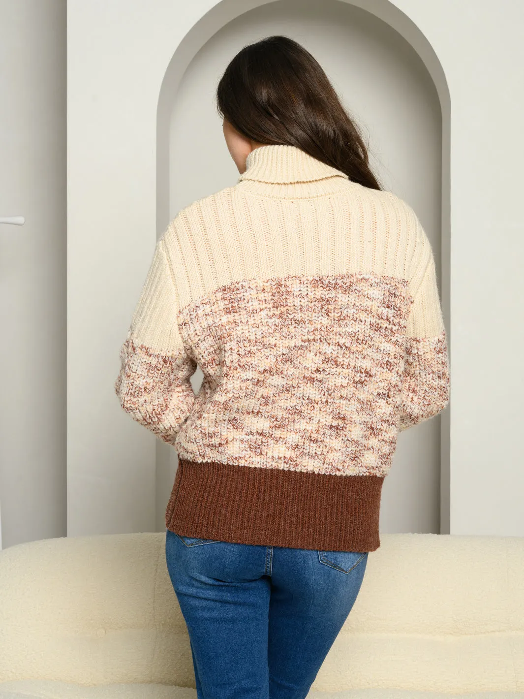 WOMEN'S COLORBLOCK TURTLE NECK SWEATER