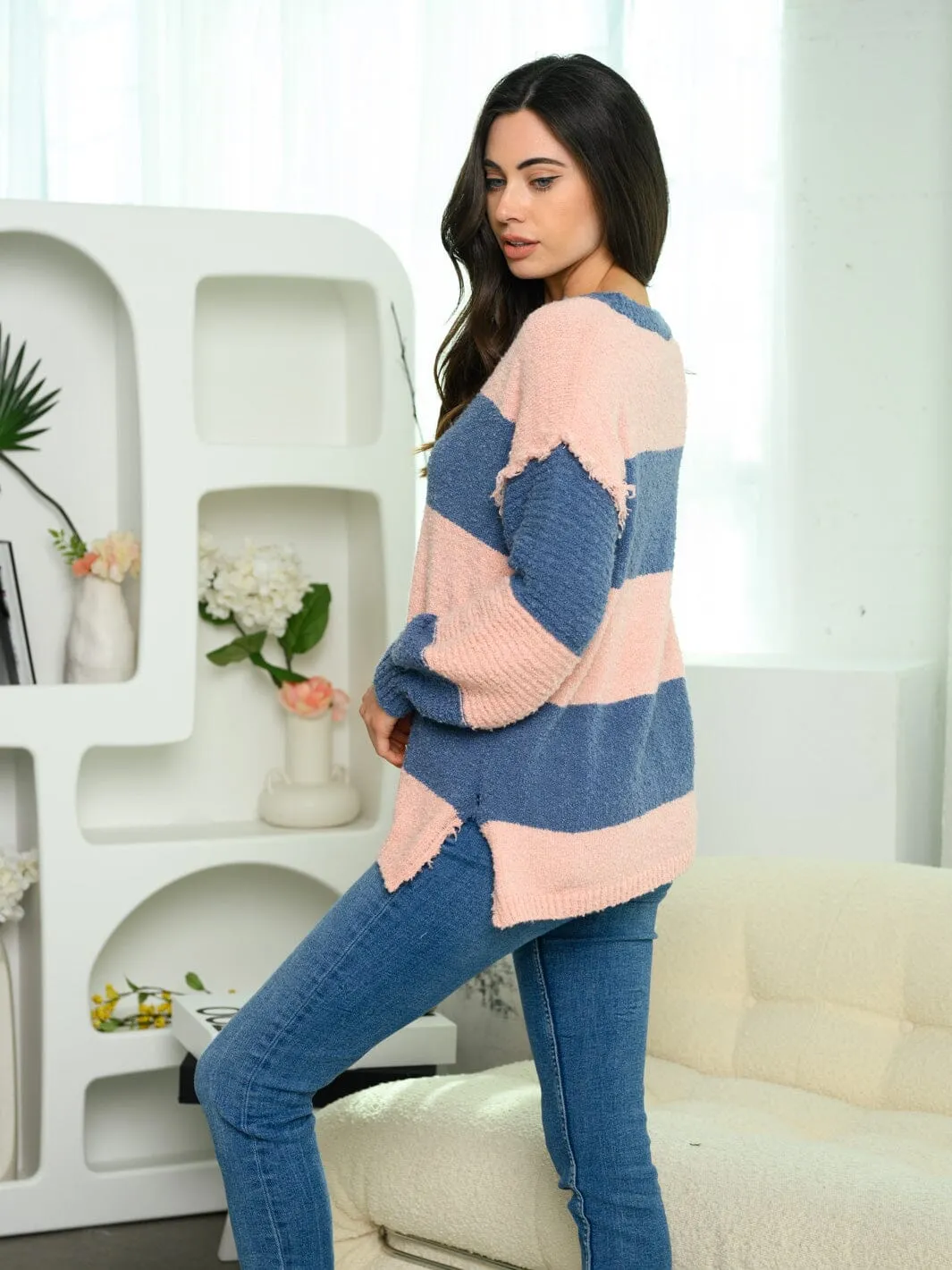 WOMEN'S LONG BALLOON SLEEVE V-NECK COLOR BLOCK SWEATER