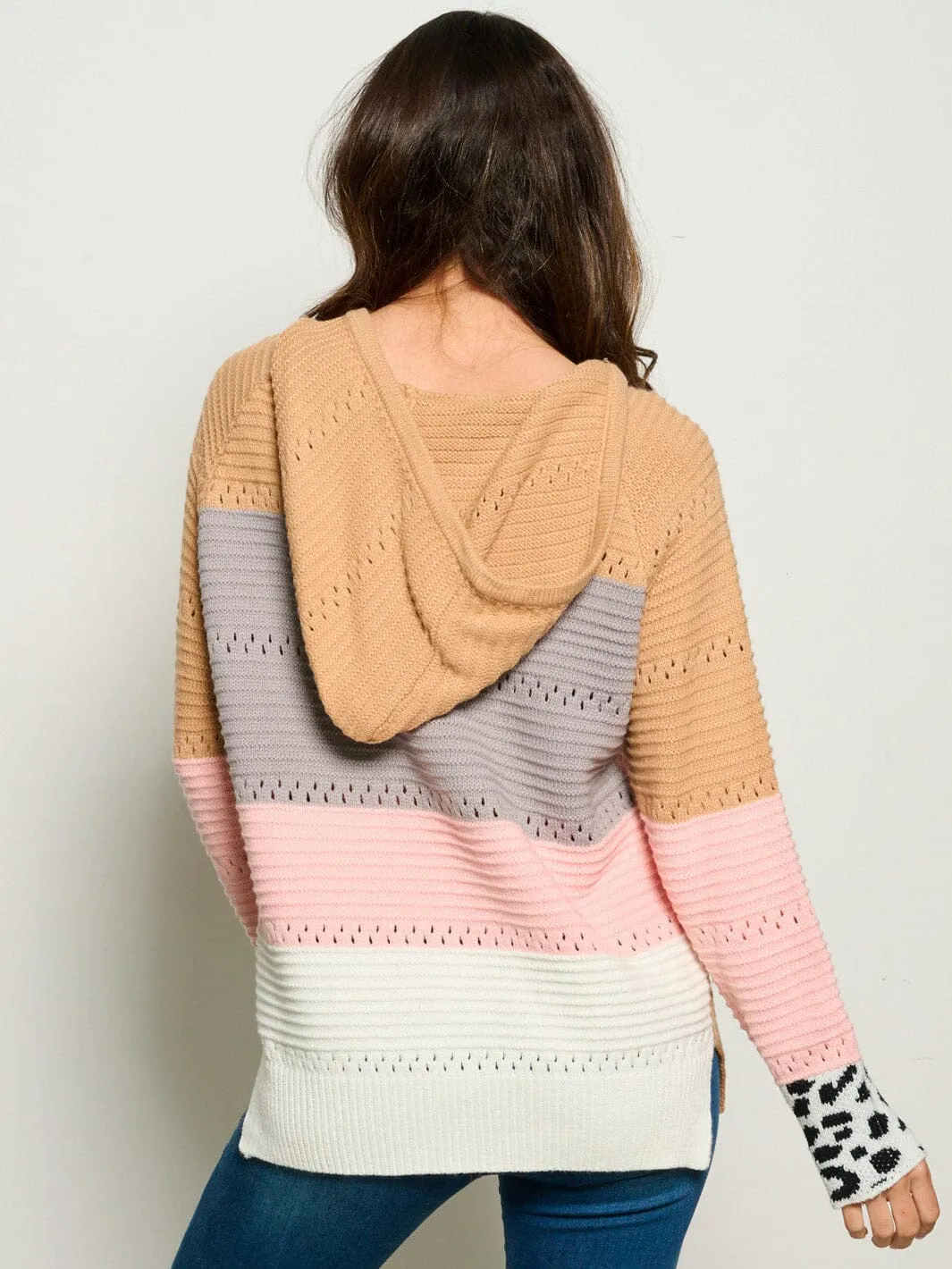 WOMEN'S LONG SLEEVE V-NECK HOODED COLORBLOCK ANIMAL PRINT SWEATER