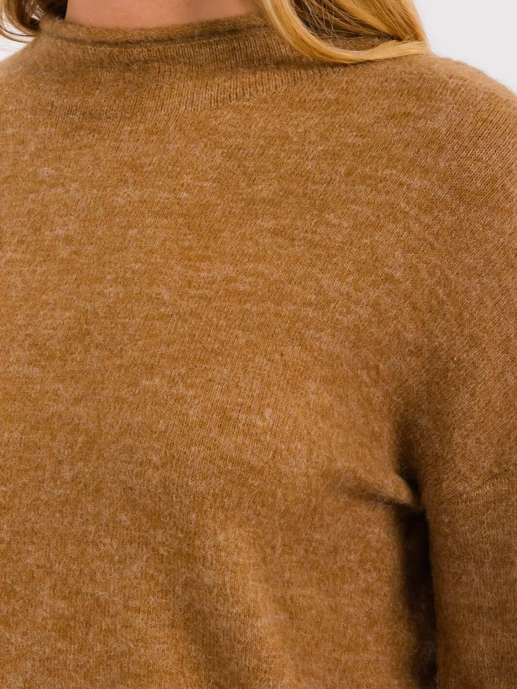 WOMEN'S LONG SLEEVES MOCH NECK PULLOVER SWEATER